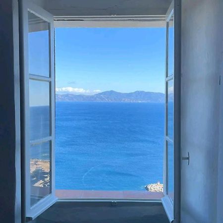Appartement Vue Mer En Plein Centre De 卡尔热斯 外观 照片